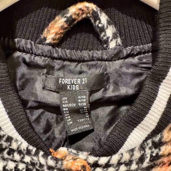 Forever 21 Kid’s Plaid Brown and Black Varsity Jacket with Embroidery NWT - Picture 3 of 7